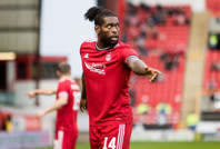 Arsenal'ın eski yıldızı valiz valiz uyuşturucuyla yakalandı