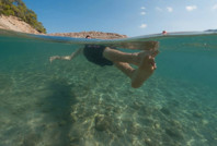 Denize girenler dikkat: Değdiği an hastanelik ediyor