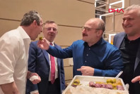 Mustafa Varank, Ali Koç'a baklava yedirdi