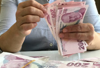 Maaşın yarısı enflasyon ve vergiye gitti