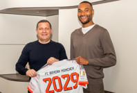Jonathan Tah resmen Bayern Münih'te