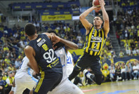 Şampiyon Fenerbahçe, lige hızlı döndü: Türk Telekom'u farklı geçti