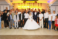 Samsunsporlu futbolcular düğünde coştu