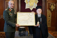 Yunan Genelkurmay Başkanı'nın tartışmalı hediyesine MSB'den tepki: Nostaljik avuntu