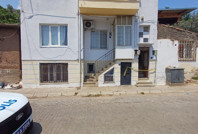 Evden gelen kokular gerçeği ortaya çıkardı: Yaşlı adam ölü bulundu