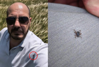 Ölüm saçıyor! Selfie yaparken üzerinde gördü