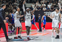 Efes'e fark atan Beşiktaş seriyi eşitledi