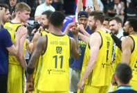 Fenerbahçe Beko finale yürüdü: Bahçeşehir Koleji’ni 3-0’la geçti