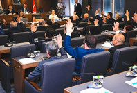 İstanbul'da seçim zamanı: 1 milyon 200 bin kişi 'vekili' bekliyor