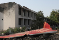 Düşen uçağı 10 dakika ile kaçırdı, hayatta kaldı