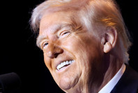 Trump'tan dev satışa şartlı onay