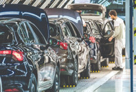 Bir araba alan bir de Maliye’ye alacak