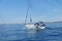 Yelkenliden 52 kaçak göçmen çıktı