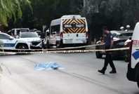 Korkutucu derecede tuhaf olay: Yola yattı, bekledi, iki araç üstünden geçti