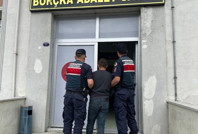 Askeri yasak bölgeye girdi, 14 suç kaydı çıktı