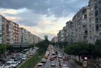 Kriz yayılıyor: 'Halı, balkon yıkama yasağı' bir kentin daha gündeminde