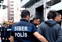 Bilişim vurgunu: 22 milyon liralık suç gelirine el konuldu