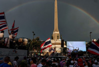 Ülkeyi karıştıran telefon görüşmesi: Ordu sessiz, milliyetçiler sokakta