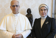 Emine Erdoğan, Vatikan'da Papa ile görüştü