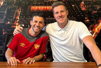 Göztepe'de İsmail Köybaşı imzaladı