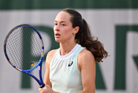 Zeynep Sönmez, 75 yıllık tarihi değiştirmeye çok yakın