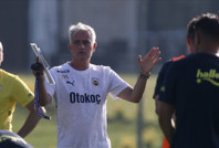 Fenerbahçe'ye büyük şok: 'Bitti' denen transfer yatabilir