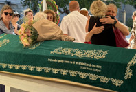 Pınar Kür son yolculuğuna uğurlandı