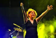 Nazan Öncel’den Harbiye konserinde Sezen Aksu sitemi