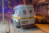 Arkadaşlarıyla kalıyordu: Otel odasında ölü bulundu