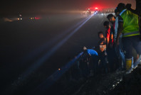 Orman kundakçısı kamerada: Çalıları tutuşturup izini kaybettirdi