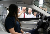 Otomobilde hükümeti panikleten tablo