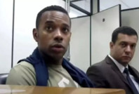 Robinho hapishanede de rahat durmuyor: Hacker ile ortak oluyor