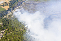 Bolu'da yangın söndü, iki kişi gözaltına alındı