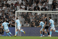 34 dakikada 2-0 oldu, Beşiktaş taraftarı patladı