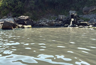 Turistlerin akın ettiği Amasra'da kanalizasyon suyu denize karıştı