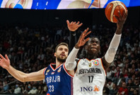 Dennis Schröder: Ten rengim yüzünden Nowitzki kadar sevilmem