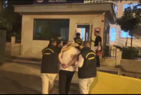 Polis firarinin peşine düştü, aynı operasyonda arkadaşını da yakaladı