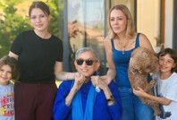 Haldun Dormen Ferdi Zeyrek'in ailesinin mutluluğuna ortak oldu