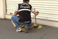 Balyozla kuyumcu soymaya kalktılar
