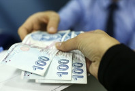 Ücretlerde 8 ayda 1,2 trilyon liralık kayıp