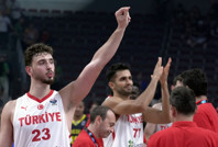 12 Dev Adam zorlandı, yıkılmadı: EuroBasket 2025'te çeyrek finaldeyiz!