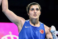 Busenaz Sürmeneli ve Elif Güneri çeyrek finalde veda etti