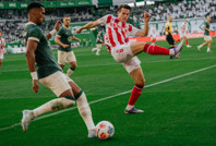 Bundesliga'da çılgın maç: 90'dan sonra 3 gol oldu