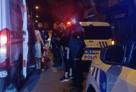 Cadde ortasında bıçaklı kavga: 25 yaşındaki genç ağır yaralı