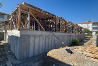 İnşaatta feci kaza: Genç işçi ağır yaralandı