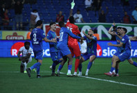 Çaykur Rizespor-Gençlerbirliği maçı 90'dan sonra başladı: 1 gol-1 penaltı kaçtı!