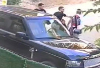 Çocuklarını okula götüren babaya tokat attı