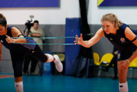 Fenerbahçe'nin yeni melekleri Orro ve Korneluk, ilk antrenmanlarına çıktı