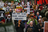 Trump’a Londra’da dev protesto