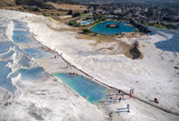 Pamukkale için tehlike çanları: Kararabilir